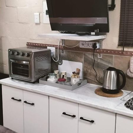 Victoria'S Rest Apartment Windsor Park Luaran gambar