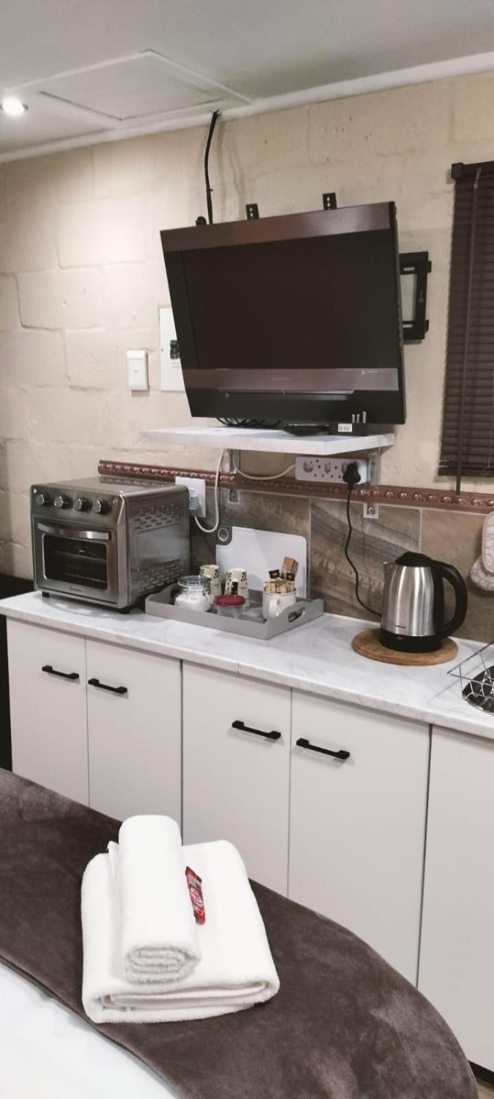 Victoria'S Rest Apartment Windsor Park Luaran gambar